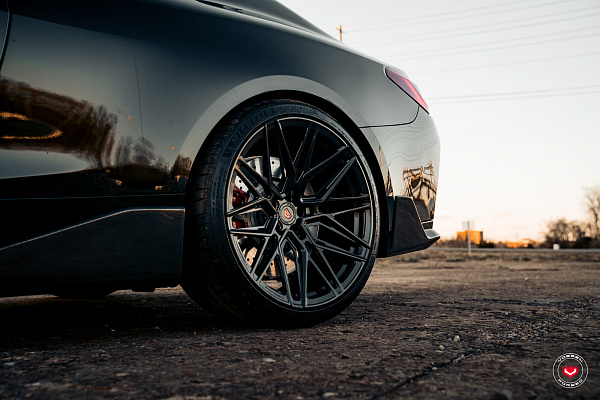 Фото дисков Vossen EVO-5R Черный глянец на BMW 4/M4 (G22/G82)