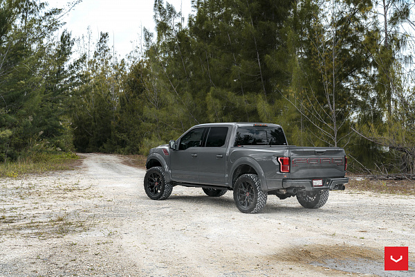 Фото дисков Vossen HF6-4 Черный сатин на Ford F-150 XIII