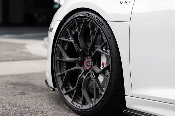 Фото дисков Brixton Forged PF10 Черный сатин на Audi R8 (4S)