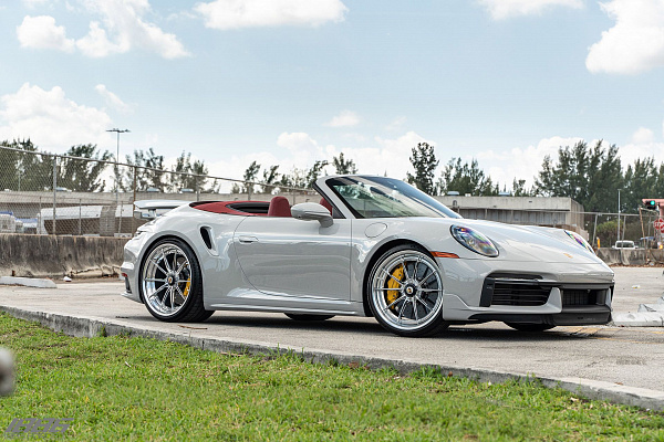 Фото дисков 1886 Wheels G010 Полированный лак на Porsche 911 VIII