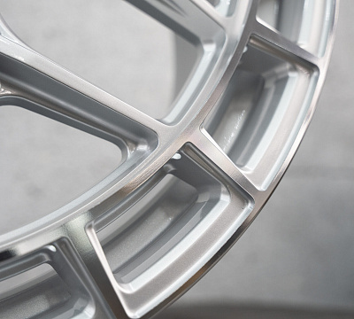 Vossen HFX-1 (6-Lug)