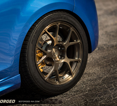 Фото дисков BC Forged RZ05 на Volkswagen Golf VII