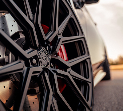 Фото дисков Vossen M-X3 на Mercedes-Benz S-Class (W222, C217)
