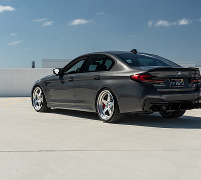 Фото дисков HRE 305 на BMW 5/M5 (G30/F90)