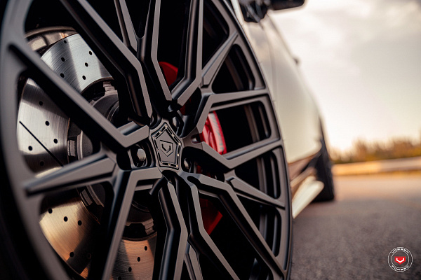 Фото дисков Vossen M-X3 Черный сатин на Mercedes-Benz S-Class (W222, C217)