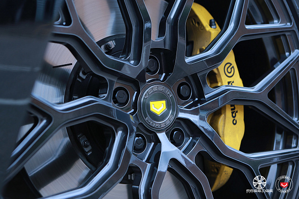 Фото дисков Vossen S17-01 Глянцевый темный лак на Jeep Grand Cherokee IV