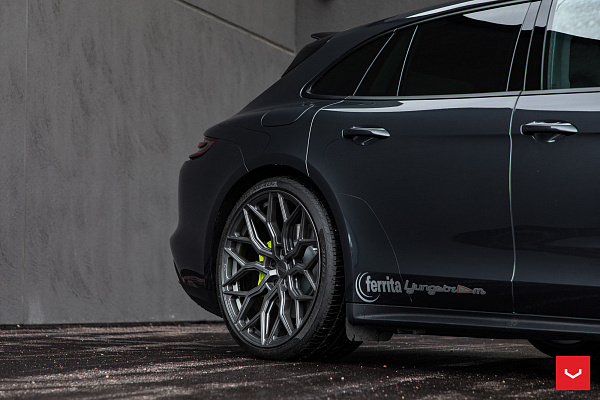 Фото дисков Vossen HF-2 Сатиновый графит на Porsche Panamera II