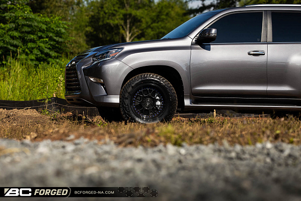 Фото дисков BC Forged LE72 // MLE72 Глянцевый темный лак на Lexus GX II