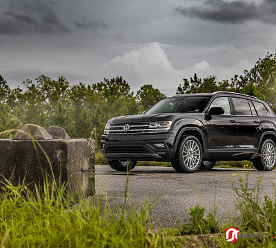 Фото дисков Vossen VFS-2 на Volkswagen Atlas