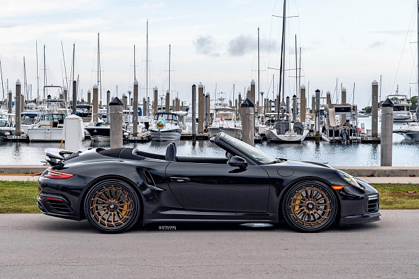 Фото дисков Strasse Wheels SV15FF Deep Concave FS Сатиновая бронза на Porsche 911 VII