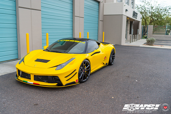Фото дисков Vossen CG-203 Черный глянец на Ferrari 458