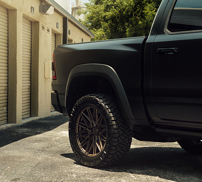 Фото дисков Vossen HF6-5 на Ram 1500 V