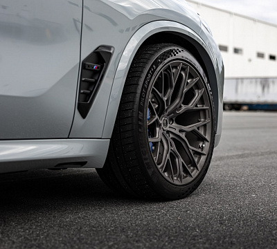 Фото дисков Brixton Forged PF13 R / RS на BMW X5/X5 M (G05/G18/F95)