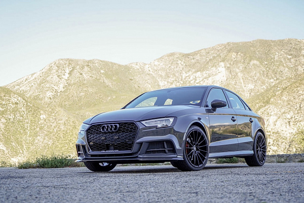 Фото дисков Savini BM16 Черный глянец на Audi A/S/RS 3 (8V)
