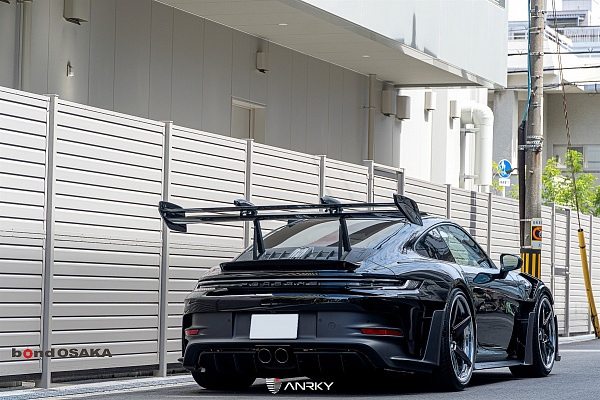 Фото дисков Anrky RS5.3 Черный глянец на Porsche 911 VIII