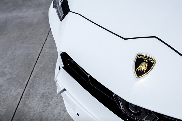 Фото дисков Savini SV72 Глянцевый лак на Lamborghini Urus