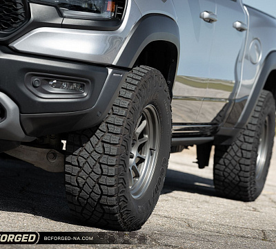 Фото дисков BC Forged TD01 на Ram 1500 V
