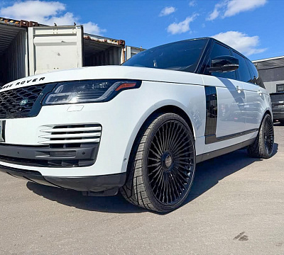 Фото дисков Giovanna Tulum на Land Rover Range Rover IV
