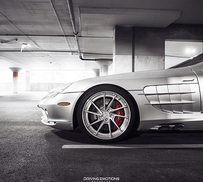Фото дисков Anrky AN33 на Mercedes-Benz SLR McLaren