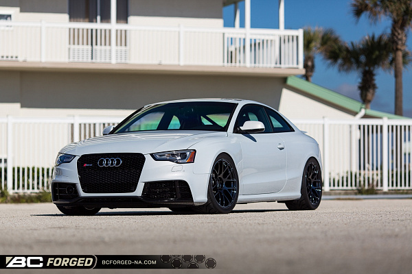 Фото дисков BC Forged RS40 Черный глянец на Audi A/S/RS 5 (8T)