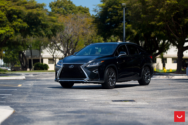 Фото дисков Vossen VFS-6 Глянцевый графит на Lexus RX IV