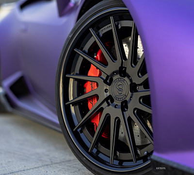 Фото дисков Strasse Wheels SV15T Deep Concave FS на Lamborghini Huracan