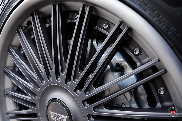 Фото дисков Vossen S17-14 (3-Piece) Сатиновый темный лак на Cadillac Escalade V