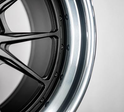 Strasse Wheels SV10 Track