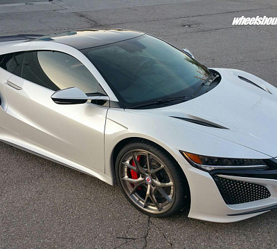 Фото дисков HRE S101 на Acura NSX II