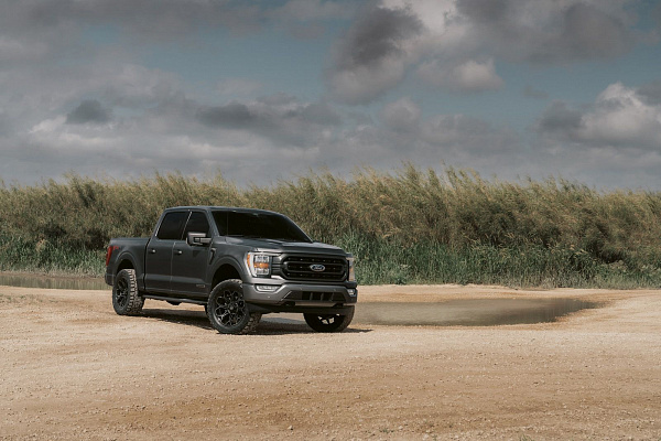 Фото дисков 4PLAY 4P83  на Ford F-150 XIV