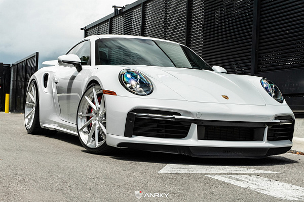 Фото дисков Anrky AN23 Глянцевый лак на Porsche 911 VIII
