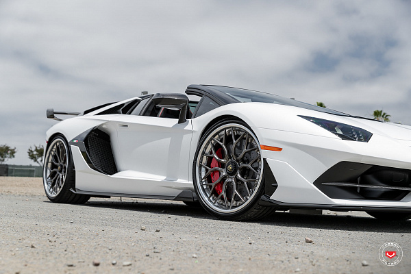 Lamborghini Aventador