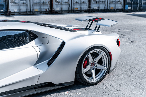 Фото дисков Anrky RS5.3 Глянцевый лак на Ford GT II