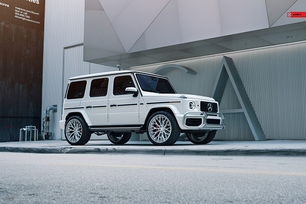 Mercedes-Benz G63 AMG