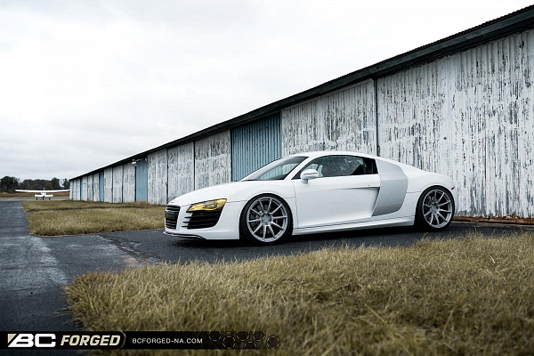 Фото дисков BC Forged RZ10 Глянцевый лак на Audi R8 (Typ 42)