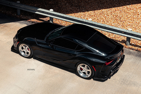 Фото дисков Strasse Wheels S5 Track Глянцевый лак на Toyota Supra A90