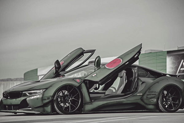Фото дисков Savini SV80 Черный сатин на BMW i8