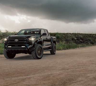 Фото дисков Vossen HFX-1 (6-Lug) на  Toyota Tacoma IV