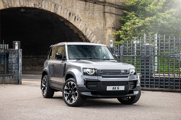 Фото дисков Kahn Type 60 RS2 Алмазная проточка на Land Rover Defender II