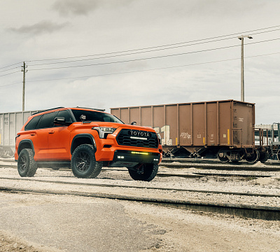 Фото дисков Vossen HF6-4 на Toyota Sequoia III