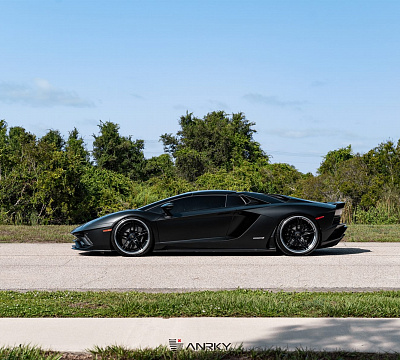 Фото дисков Anrky AN37 на Lamborghini Aventador