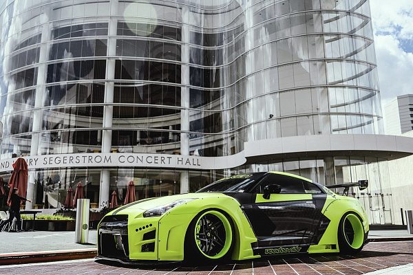 Фото дисков Savini SV71 Другой цвет на Nissan GT-R