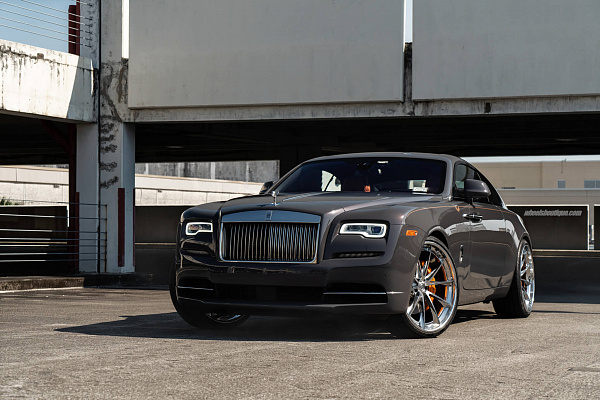 Фото дисков HRE S204H Полированный лак на Rolls-Royce Wraith