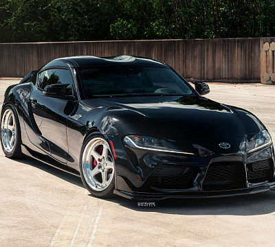 Фото дисков Strasse Wheels S5 Track на Toyota Supra A90