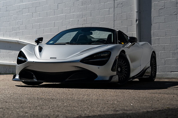 Фото дисков Brixton Forged TR20 Черный сатин на McLaren 720S