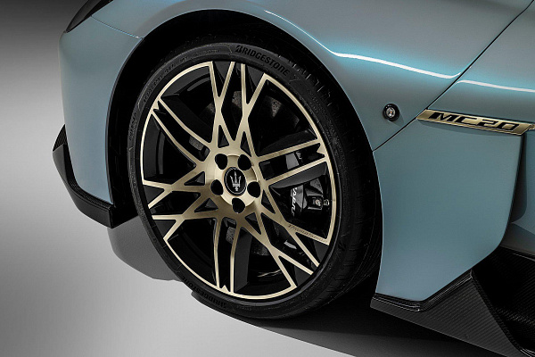 Фото дисков Maserati CIELO  на Maserati MC20