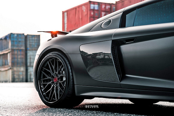 Фото дисков Strasse Wheels SV10M Deep Concave FS Другой цвет на Audi R8 (4S)