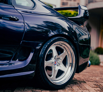Фото дисков HRE 527 на Toyota Supra A80