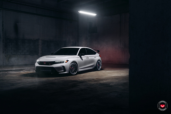 Фото дисков Vossen GEN-03 (3-piece) Черный матовый на Honda Civic Type R FL5