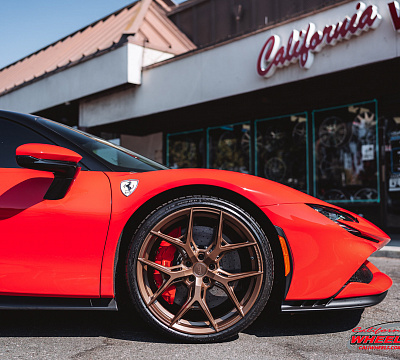 Фото дисков Vossen HF-5 на Ferrari SF90